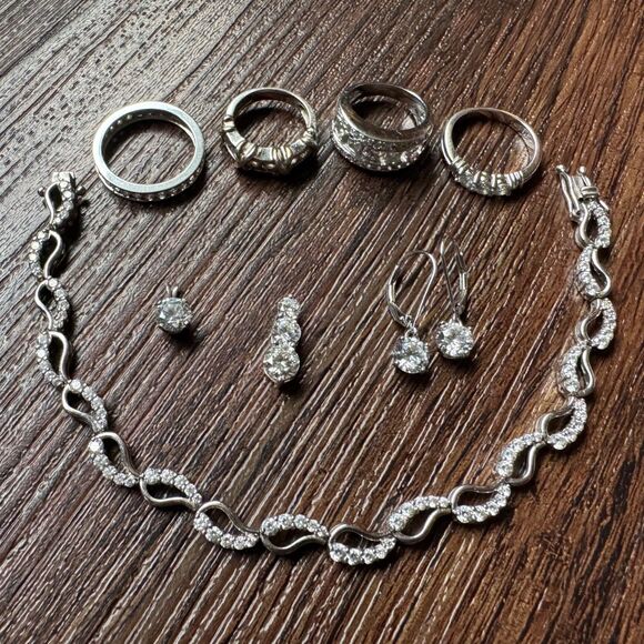 VINTAGE ESTATE LOT Sterling Silver DQ CZ Tennis Bracelet Rings Pendants Earrings - Picture 1 of 17